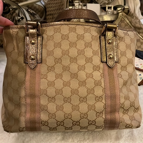 COPY-Gucci tote bag w/gold charm (additional photos duplicate listing) - Picture 2 of 13